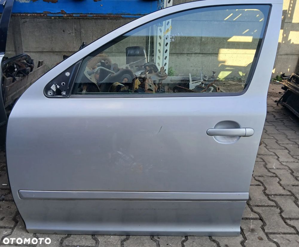 Skoda Octavia II 2 drzwi przód przednie lewe - 1