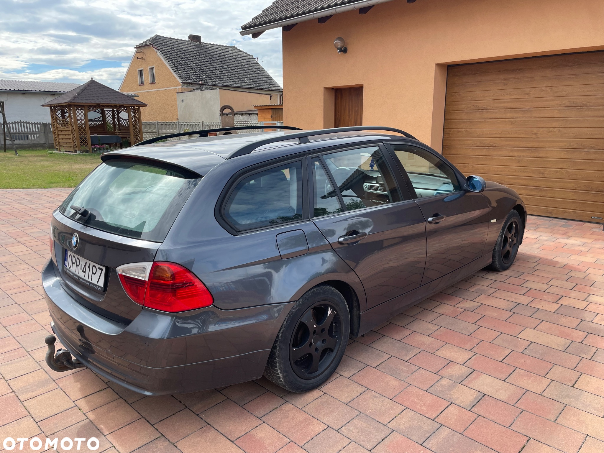 BMW Seria 3 318i - 4