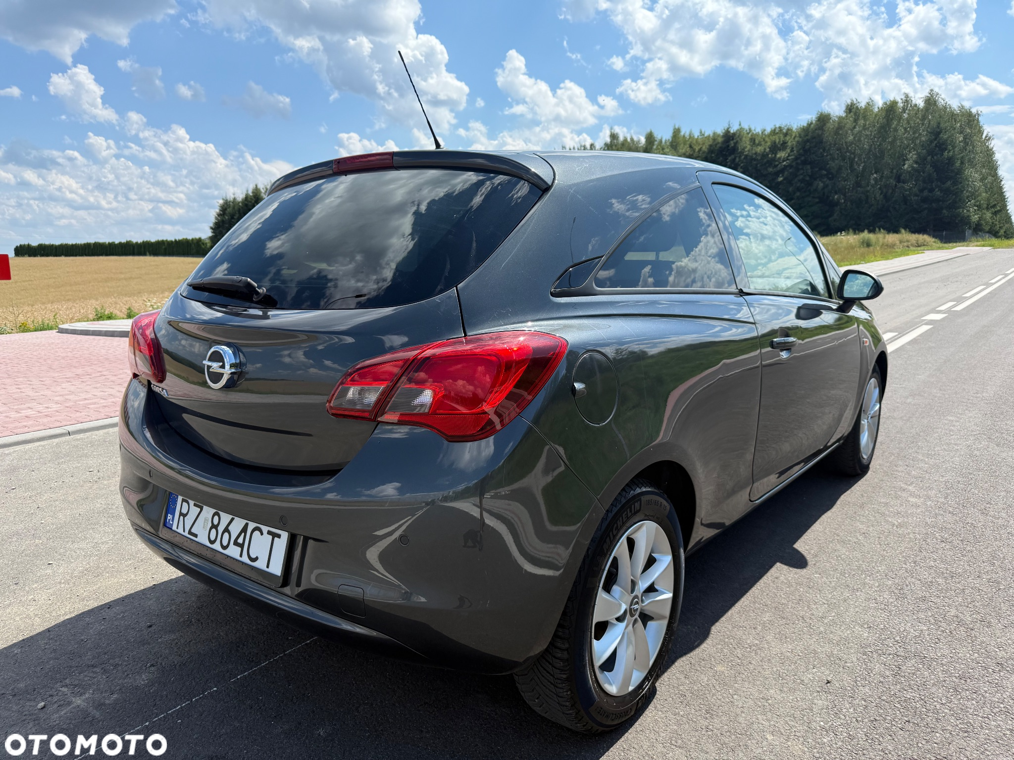 Opel Corsa 1.4 Enjoy - 4