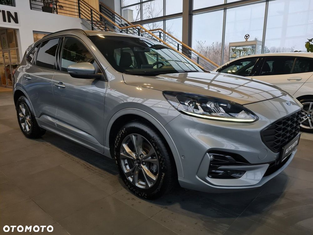 Ford Kuga - 3