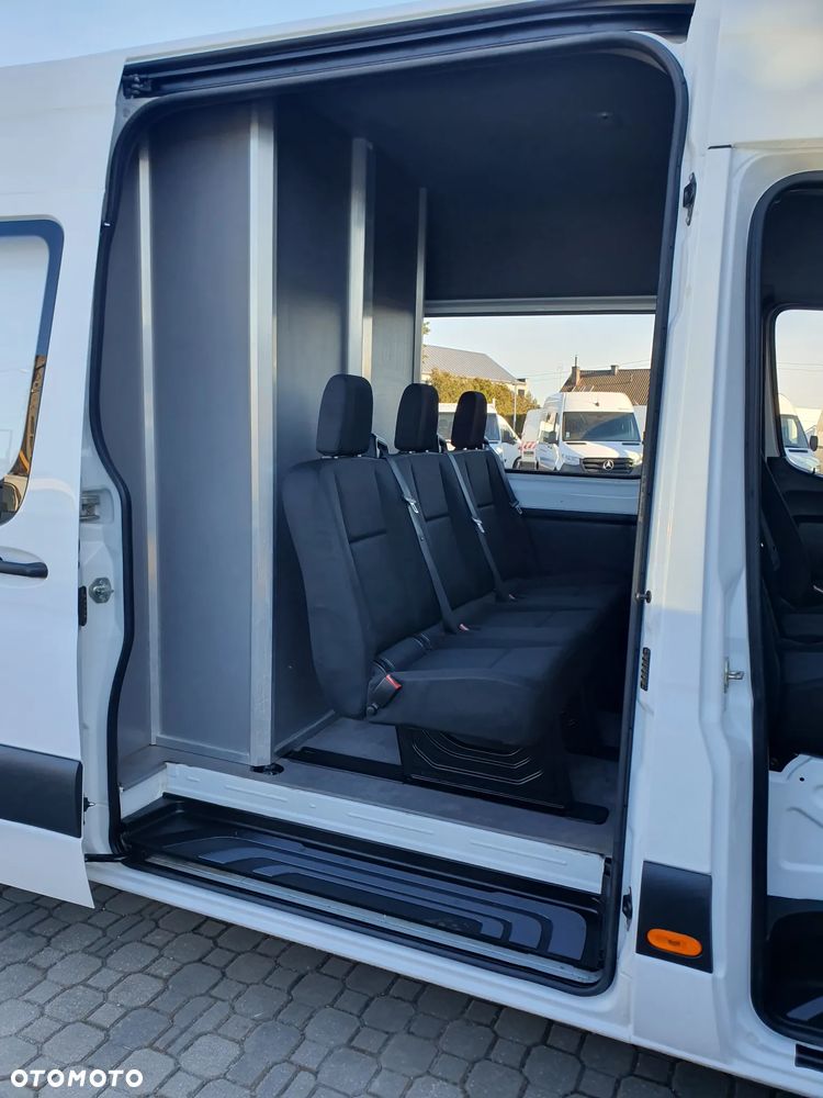 Mercedes-Benz SPRINTER - 18