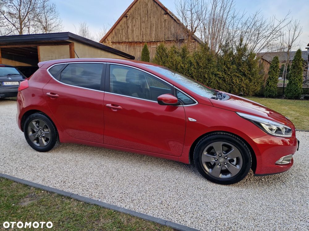 Kia Ceed 1.4 CVVT Fifa World Cup Edition - 19