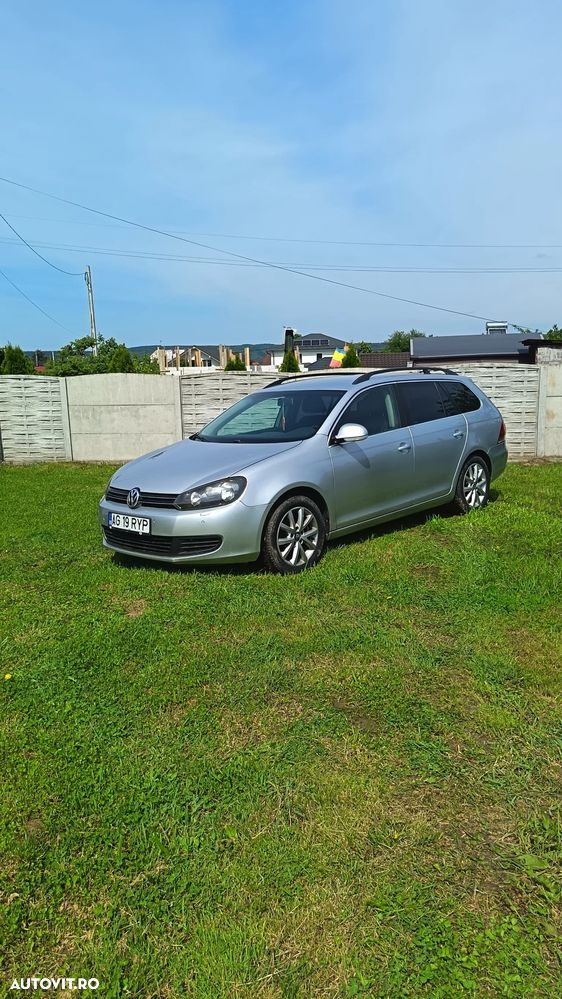 Volkswagen Golf - 2