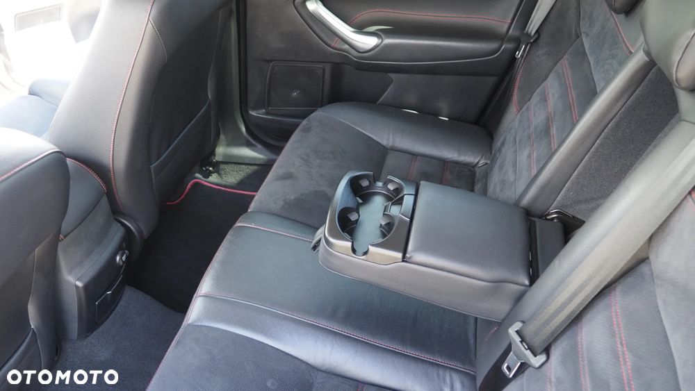 Ford Mondeo - 22