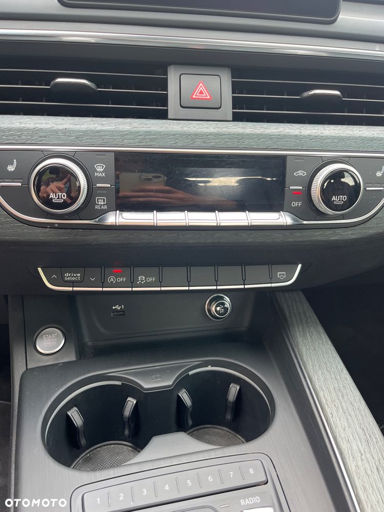 Audi A4 Limousine - 26