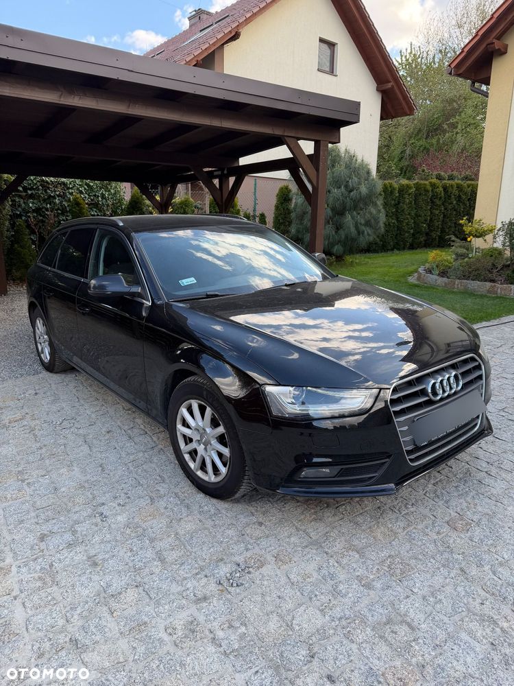 Audi A4 Avant 2.0 TDI DPF multitronic Ambiente - 2