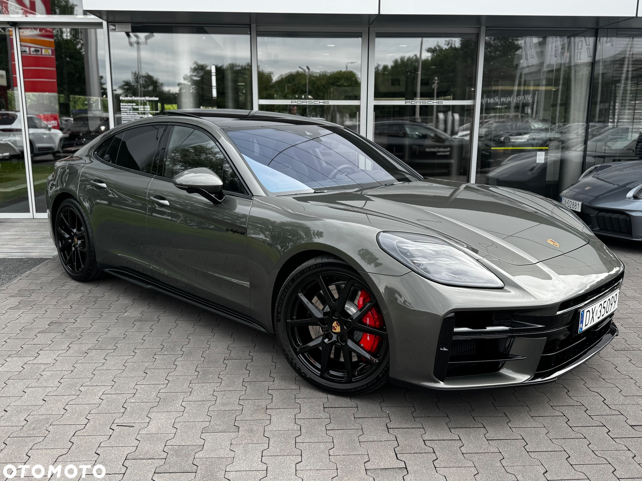 Porsche Panamera 4S E-Hybrid - 5