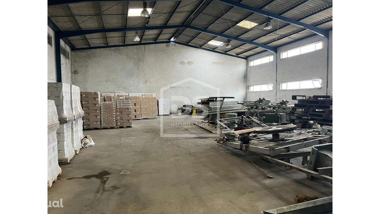 Armazém  Venda em Marinha Grande,Marinha Grande - Grande imagem: 4/44
