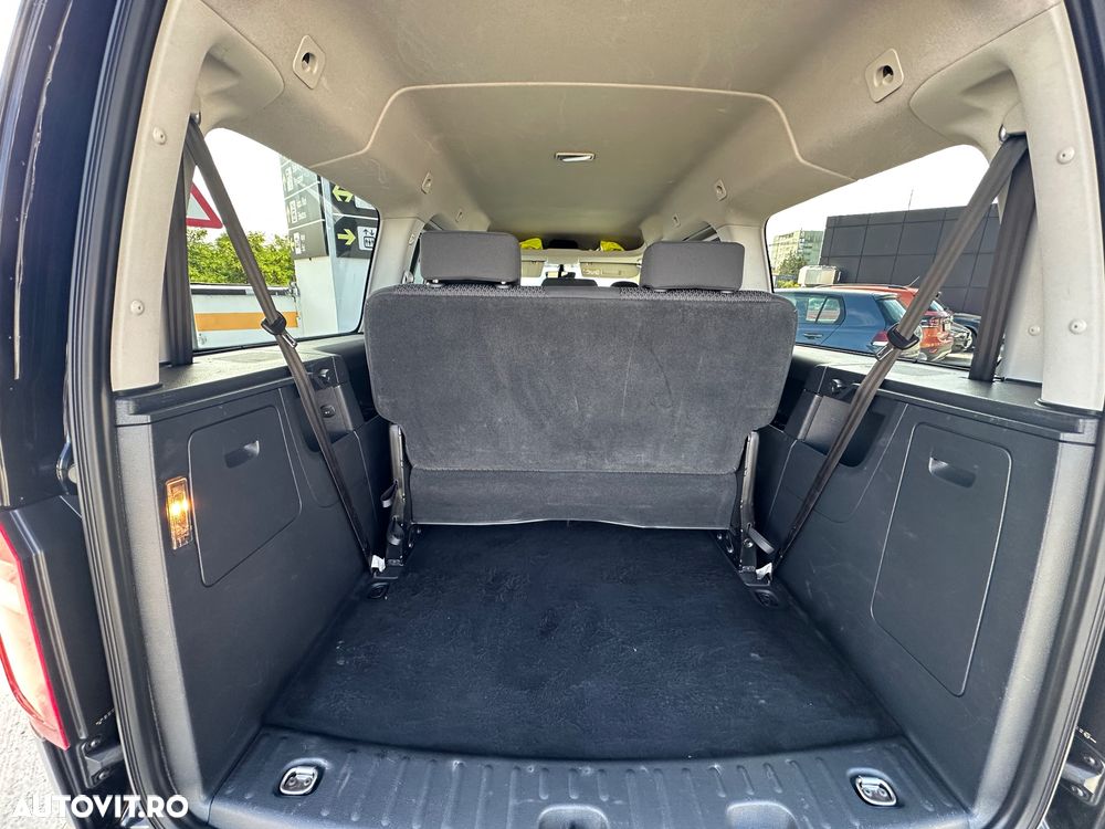 Volkswagen Caddy 2.0 TDI (7-Si.) Maxi Generation Four - 9