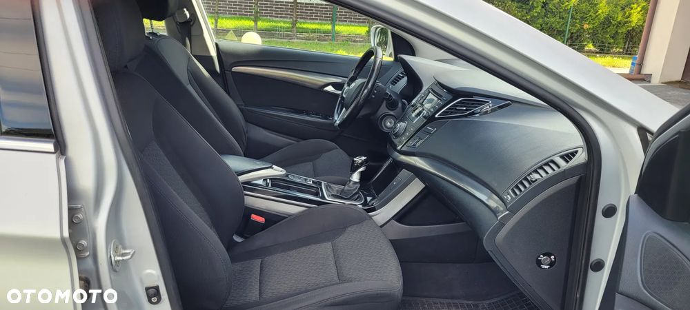 Hyundai i40 1.7 CRDi Comfort + - 7