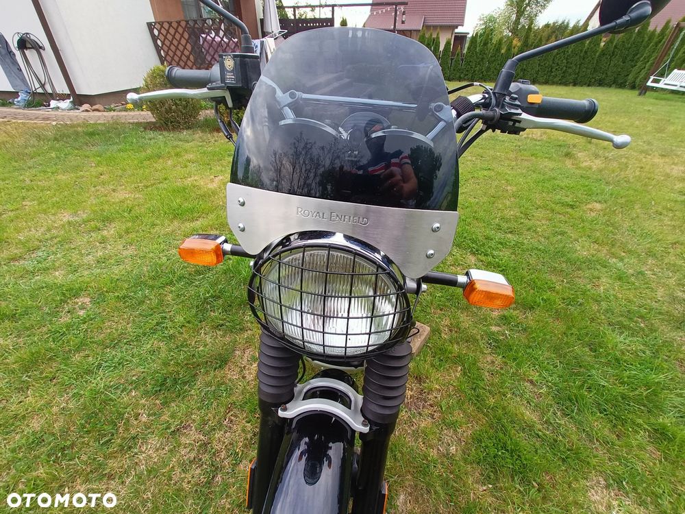 Royal Enfield Interceptor - 12