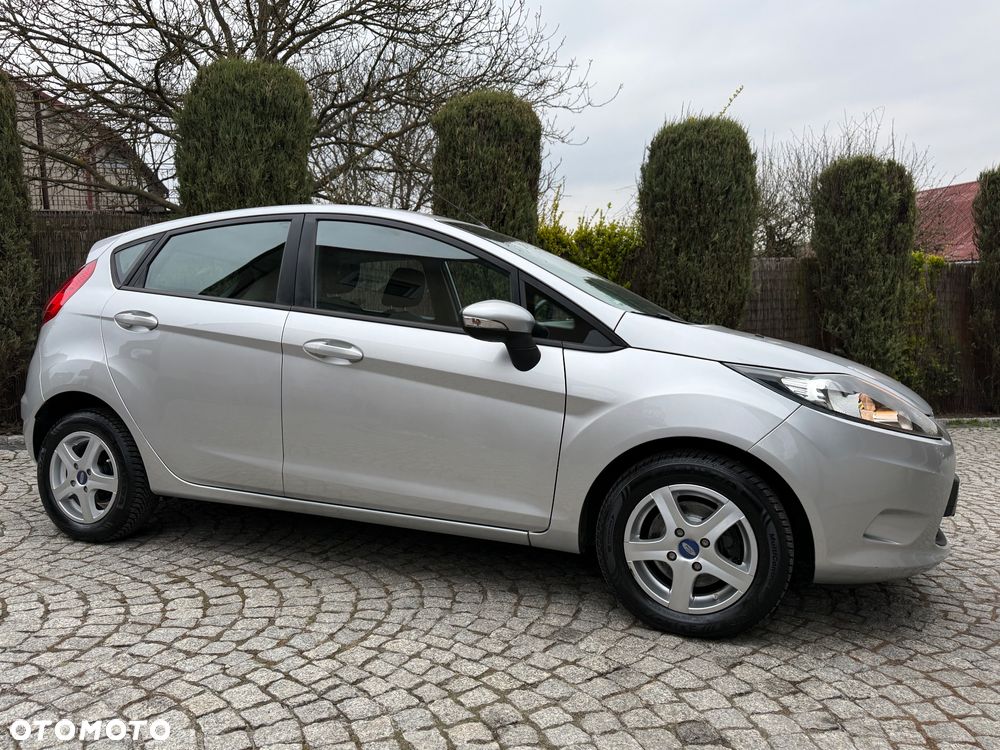 Ford Fiesta 1.25 Viva - 11