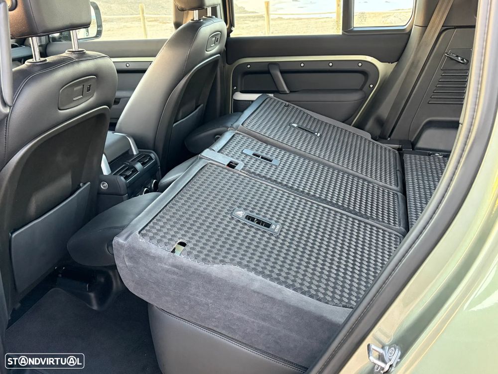 Land Rover Defender - 16