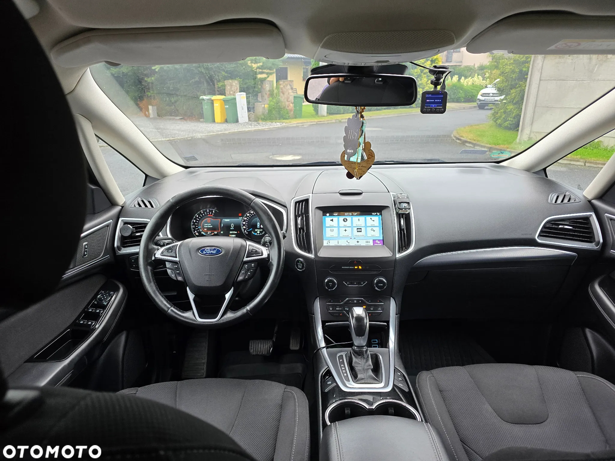 Ford S-Max 2.0 TDCi Titanium PowerShift - 6