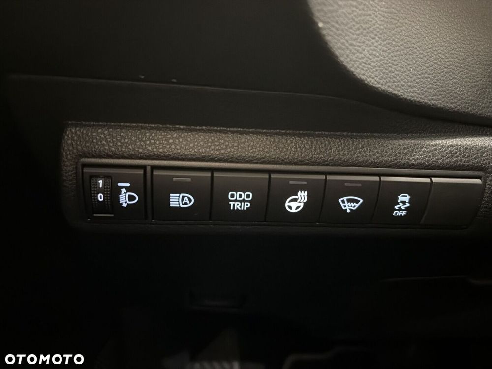 Toyota Corolla 1.8 Hybrid Style - 16