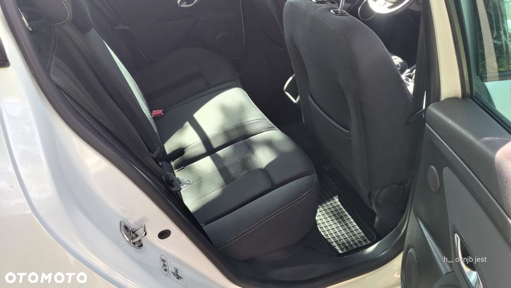 Renault Megane 1.6 16V Expression Euro5 - 8
