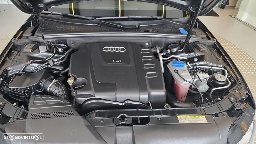 Audi A4 2.0 TDI Sport - 32