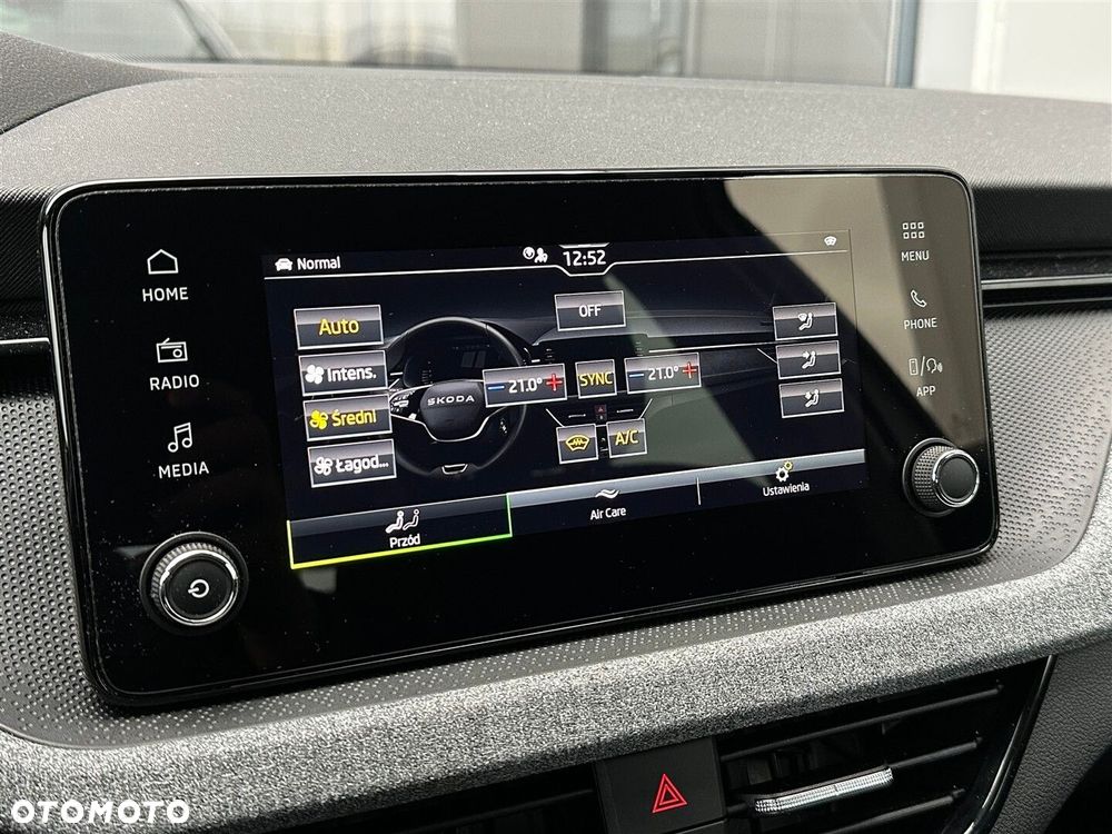 Skoda Kamiq 1.5 TSI Selection DSG - 23