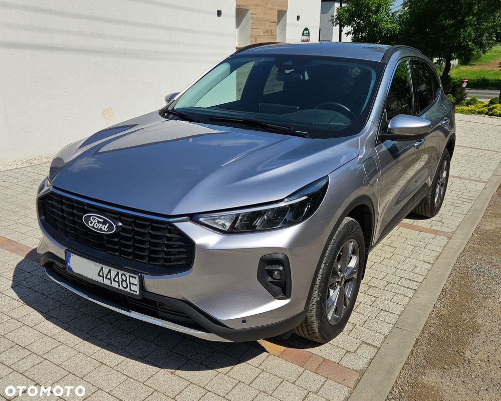 Ford Kuga - 3