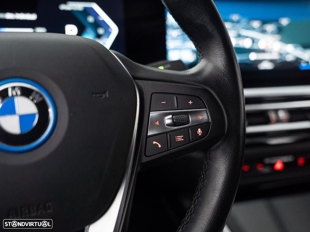 BMW i4 eDrive40 - 21