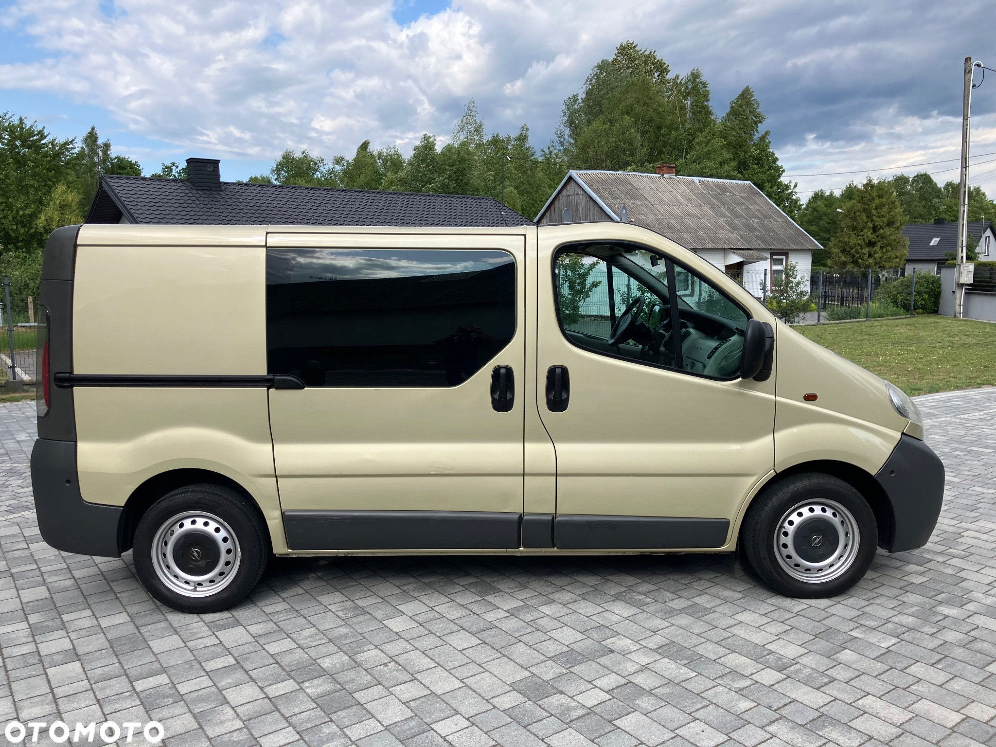Opel VIVARO 1.9 CDTI 101 KM KLIMA 3 OSOBY - 8