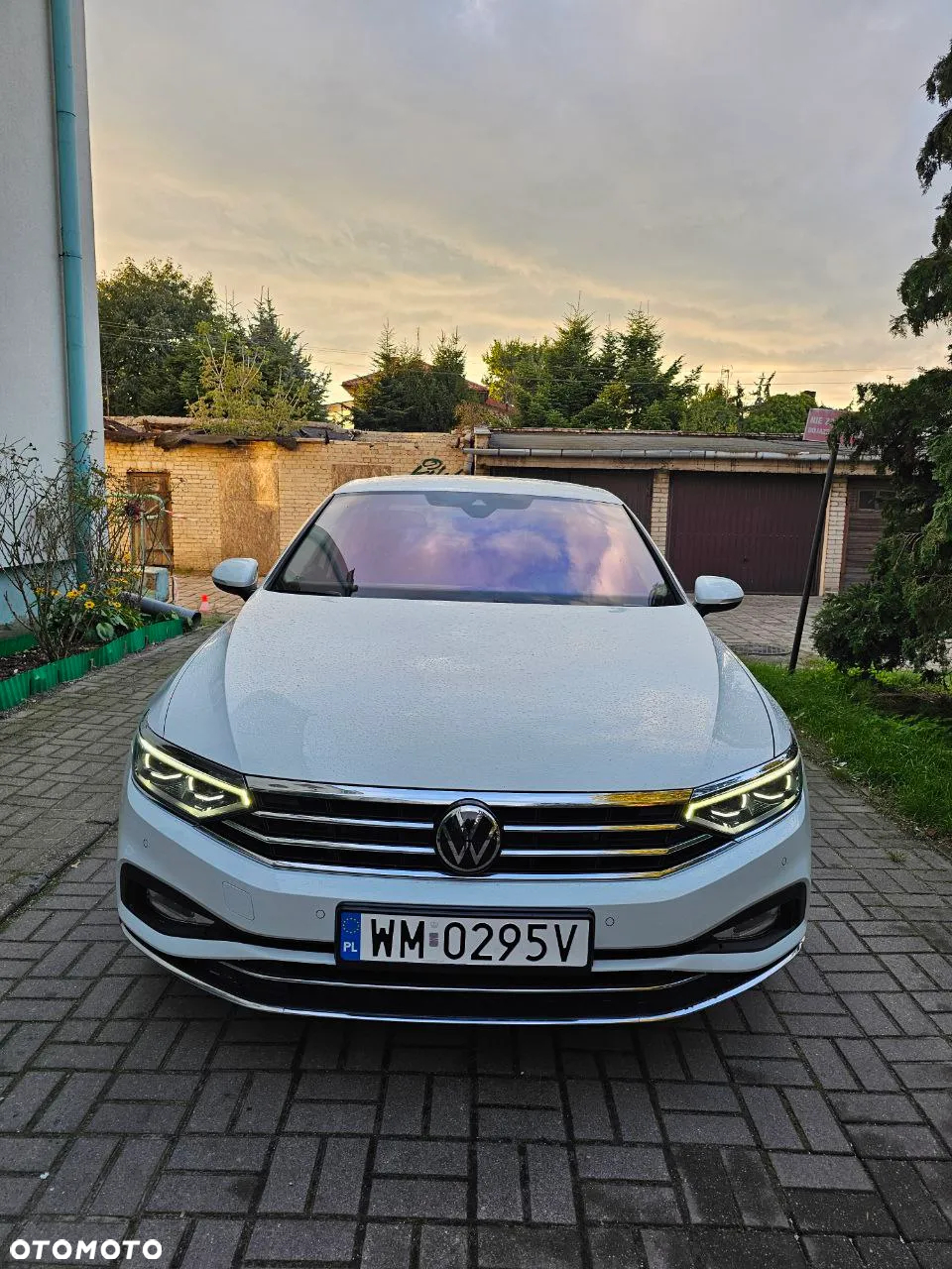 Volkswagen Passat 2.0 TDI Elegance DSG - 3