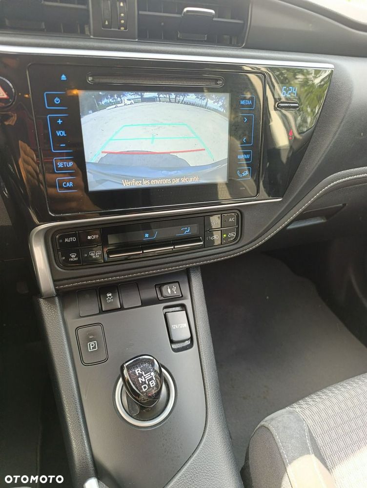 Toyota Auris - 9