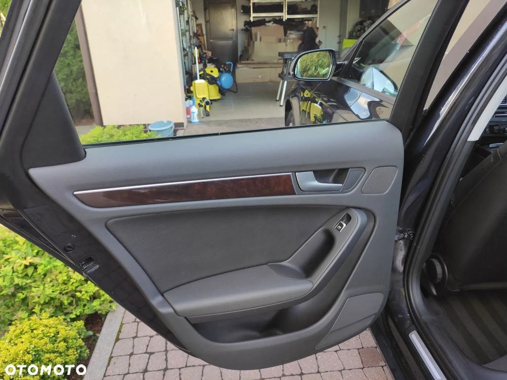 Audi A4 Limousine 2.0 TFSI Limited Edition - 18