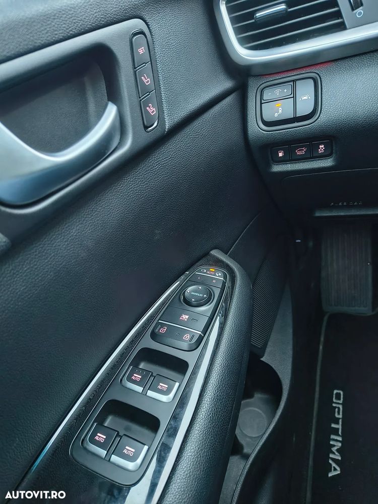 Kia Optima Sportagon 2.0 GDI Spirit - 13