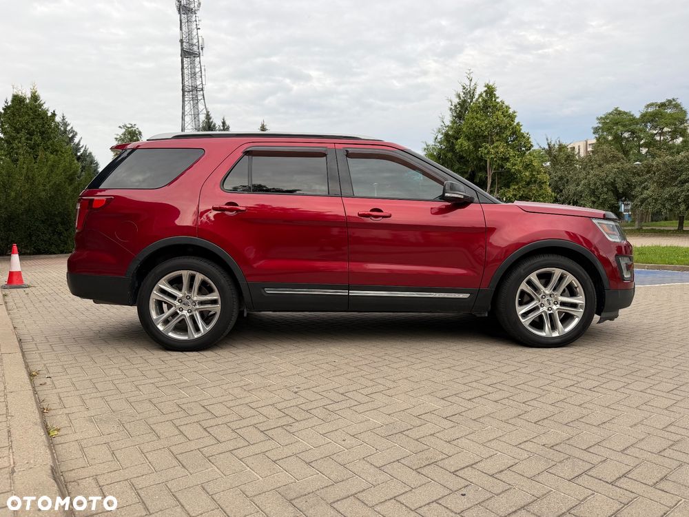 Ford Explorer - 1