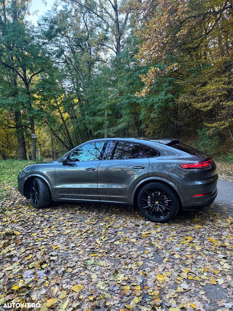 Porsche Cayenne S - 2