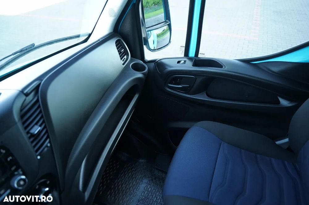 Iveco DAILY 35-160 / CONTAINER - 4,3 M / IZOTERM / DHOLLANDIA LIFT - 750 KG / DUBLU / IMPORTAT / EURO 6 - 32