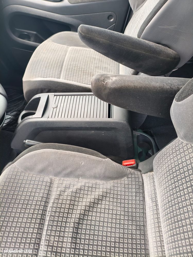 Citroën Berlingo 1.6 e-HDi FAP Multispace - 10