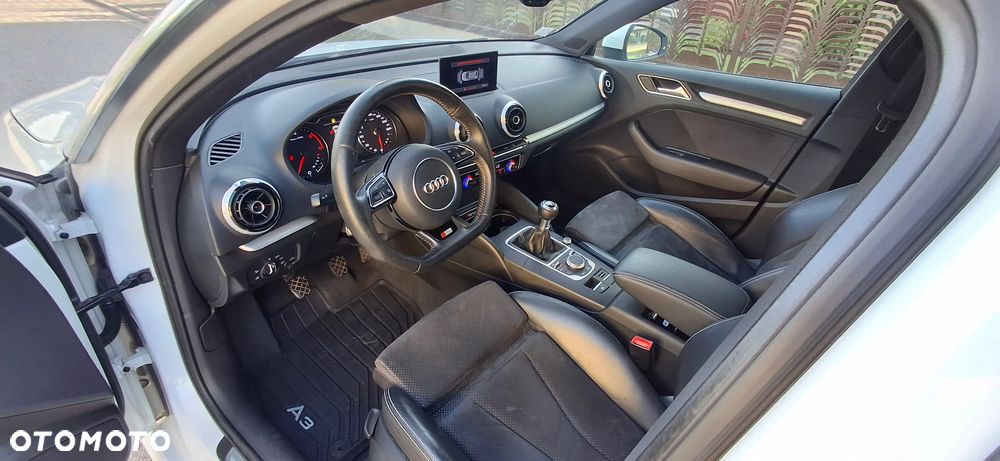 Audi A3 Sportback 2.0 TDI (clean diesel) S line Sportpaket - 13