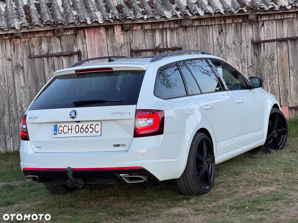 Skoda Octavia 2.0 TDI 4x4 DSG RS - 19