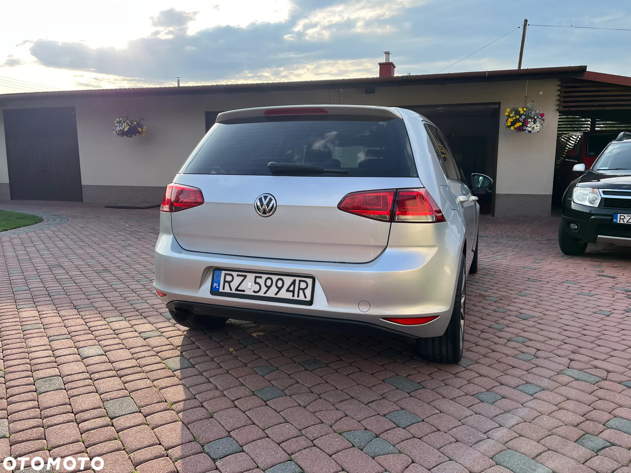 Volkswagen Golf 1.6 TDI BlueMotion Technology Comfortline - 8