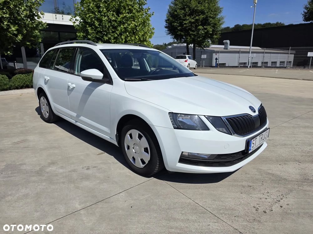 Skoda Octavia - 1