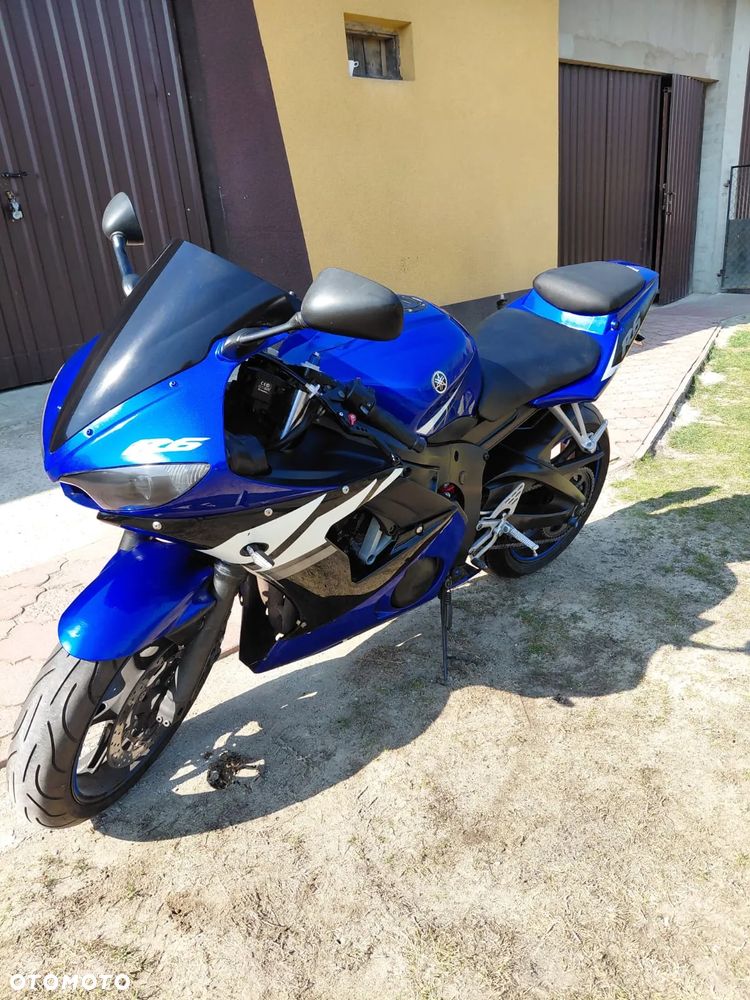 Yamaha R6 - 1