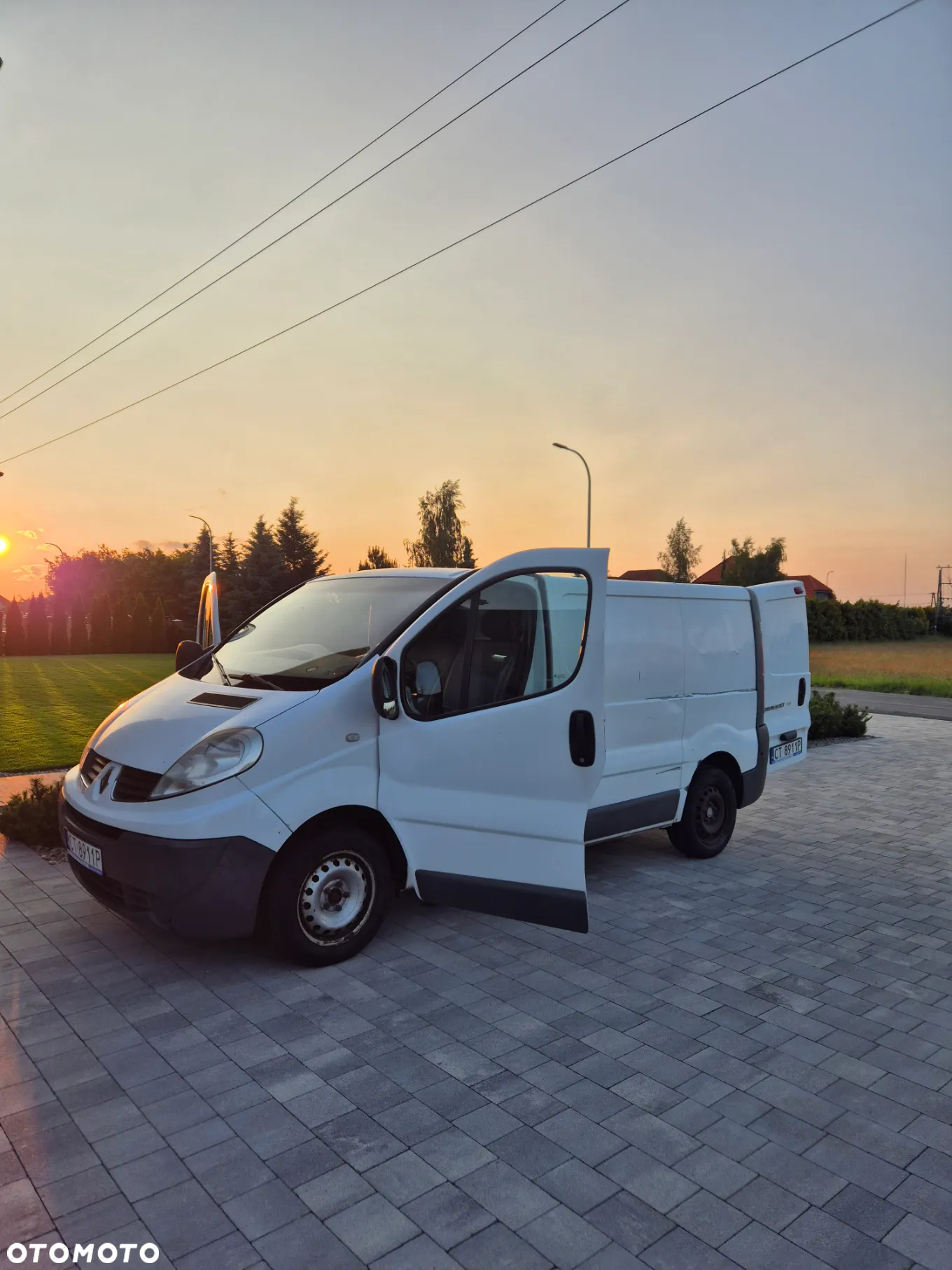 Renault TRAFIC - 8