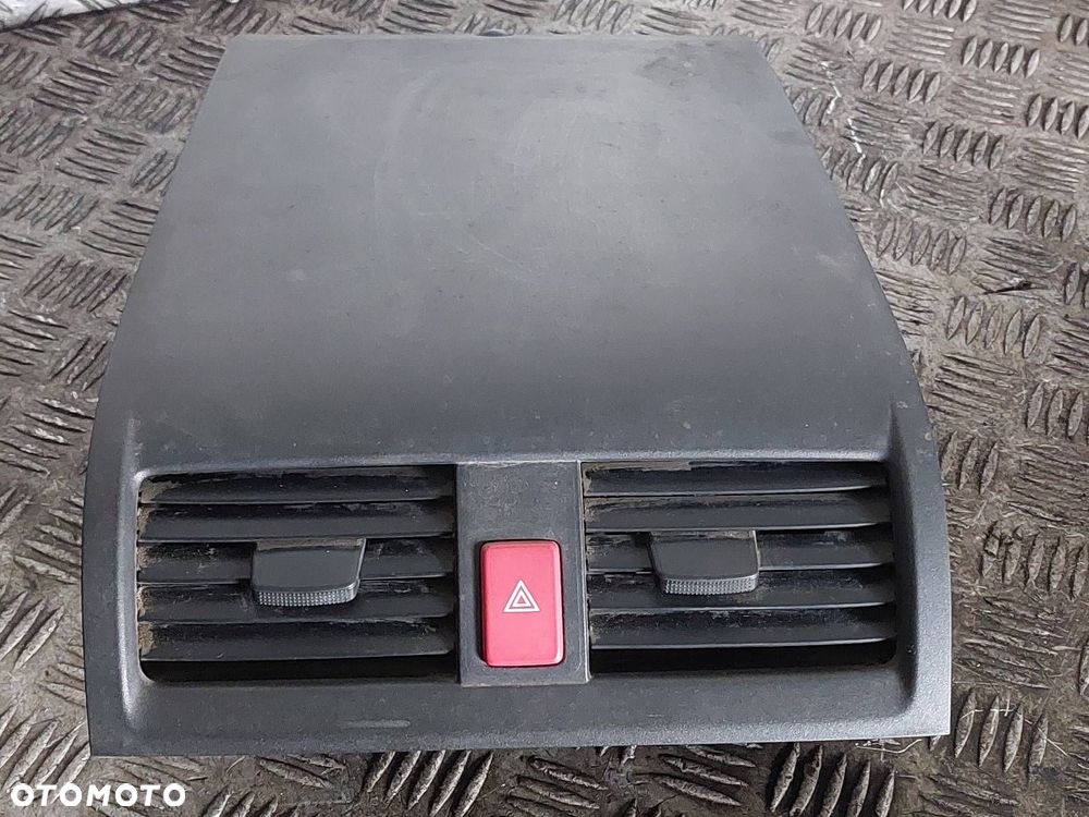 KRATKA NAWIEWU ŚRODKOWA HONDA ACCORD VII - 2