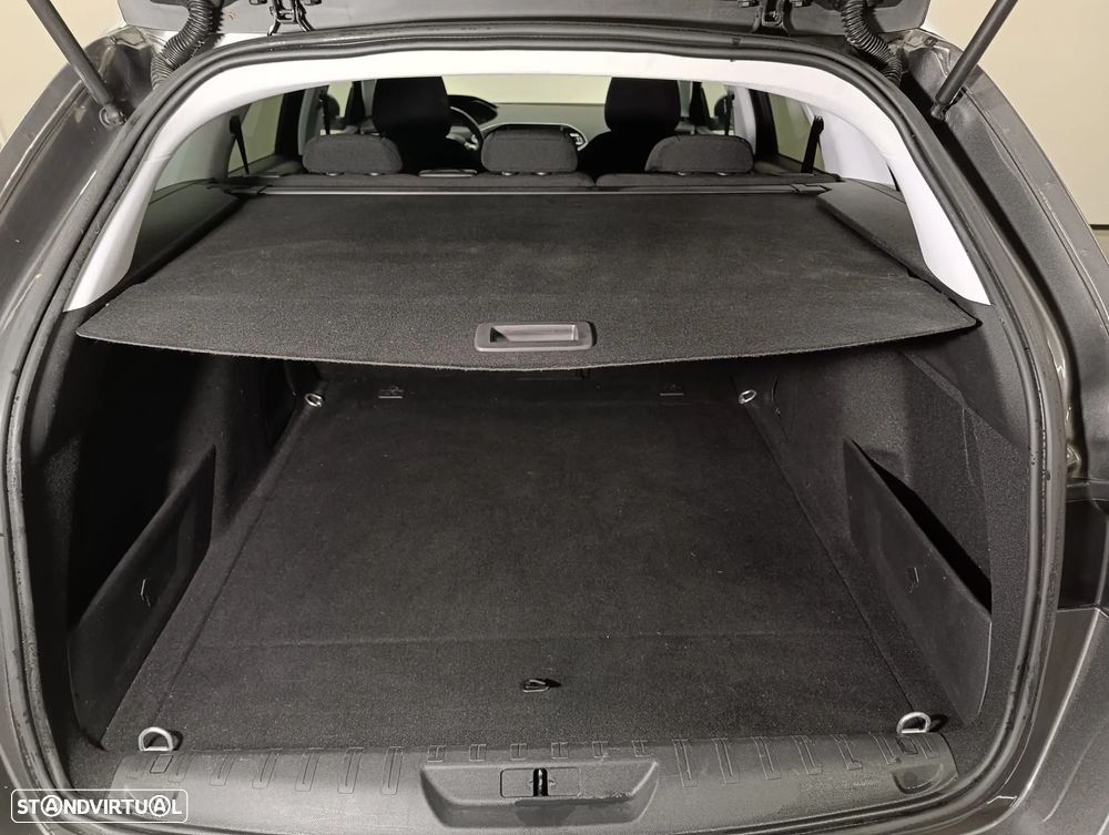 Peugeot 308 SW 1.5 BlueHDi Style - 26