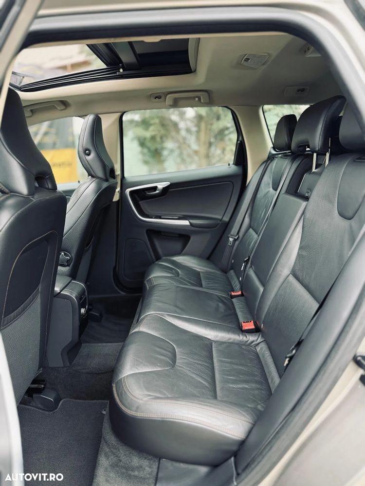 Volvo XC 60 D3 Summum - 10