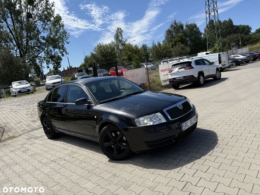 Skoda Superb 2.8 V6 Elegance - 17