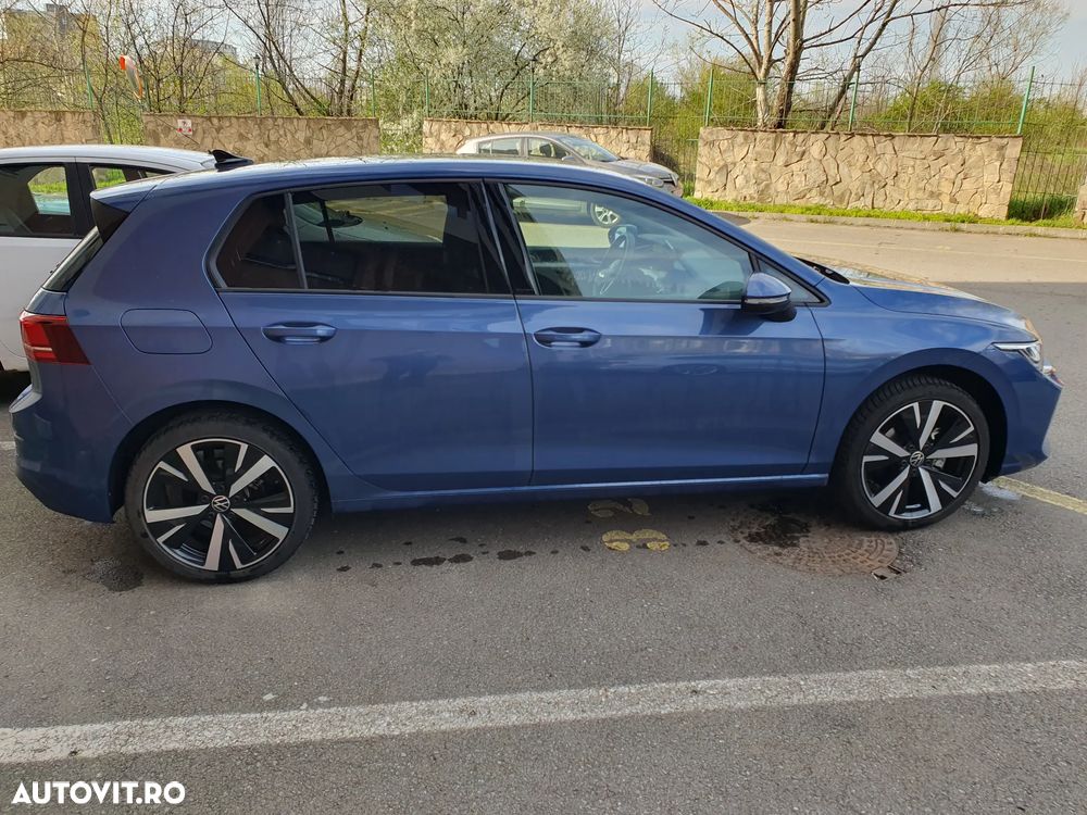 Volkswagen Golf 1.5 eTSI DSG MHEV Life - 4