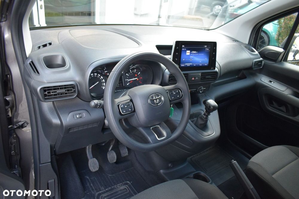 Toyota PROACE CITY - 12