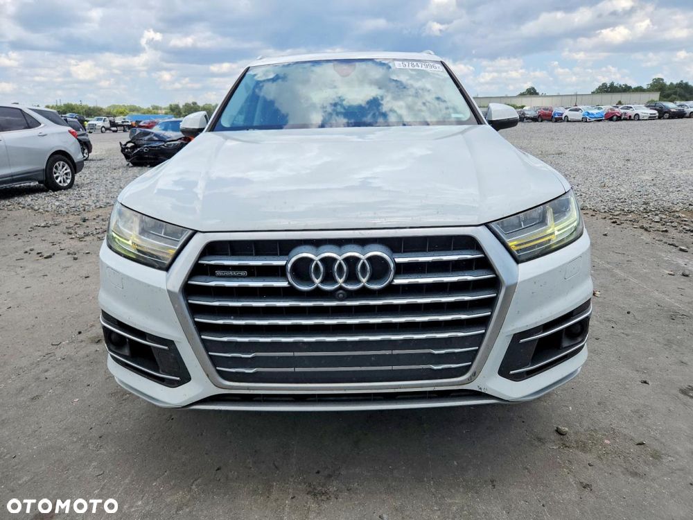 Audi Q7 3.0 TFSI Quattro Tiptronic - 2