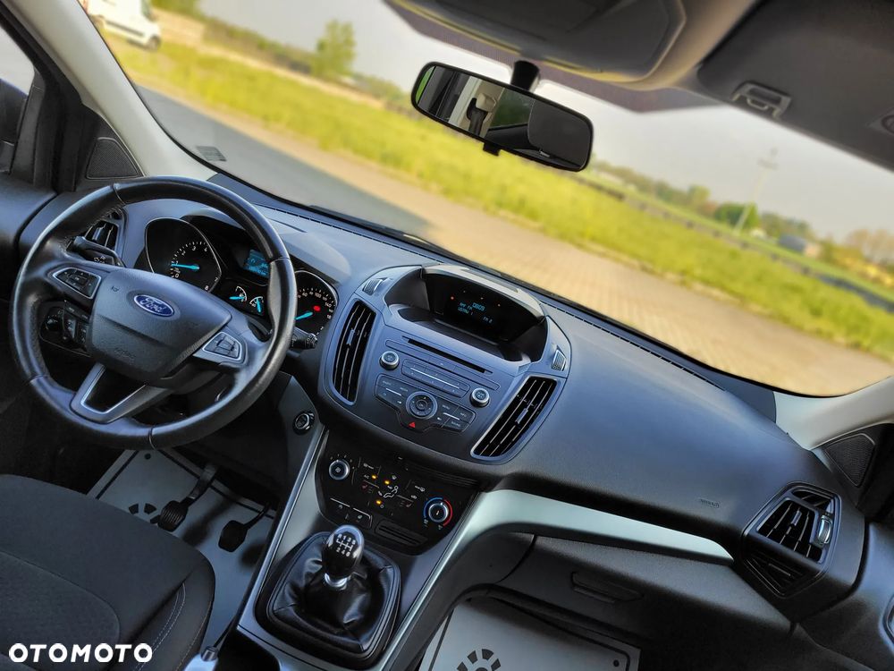 Ford Kuga - 22