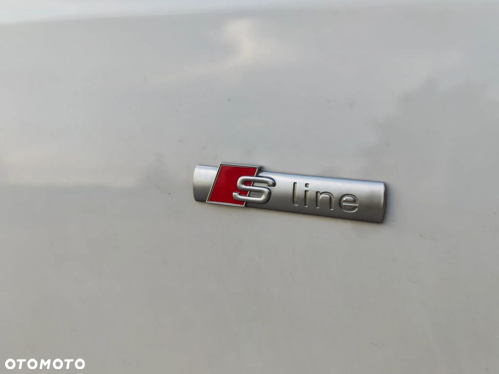 Audi A5 Cabrio 2.0 TDI DPF (clean diesel) quattro - 22
