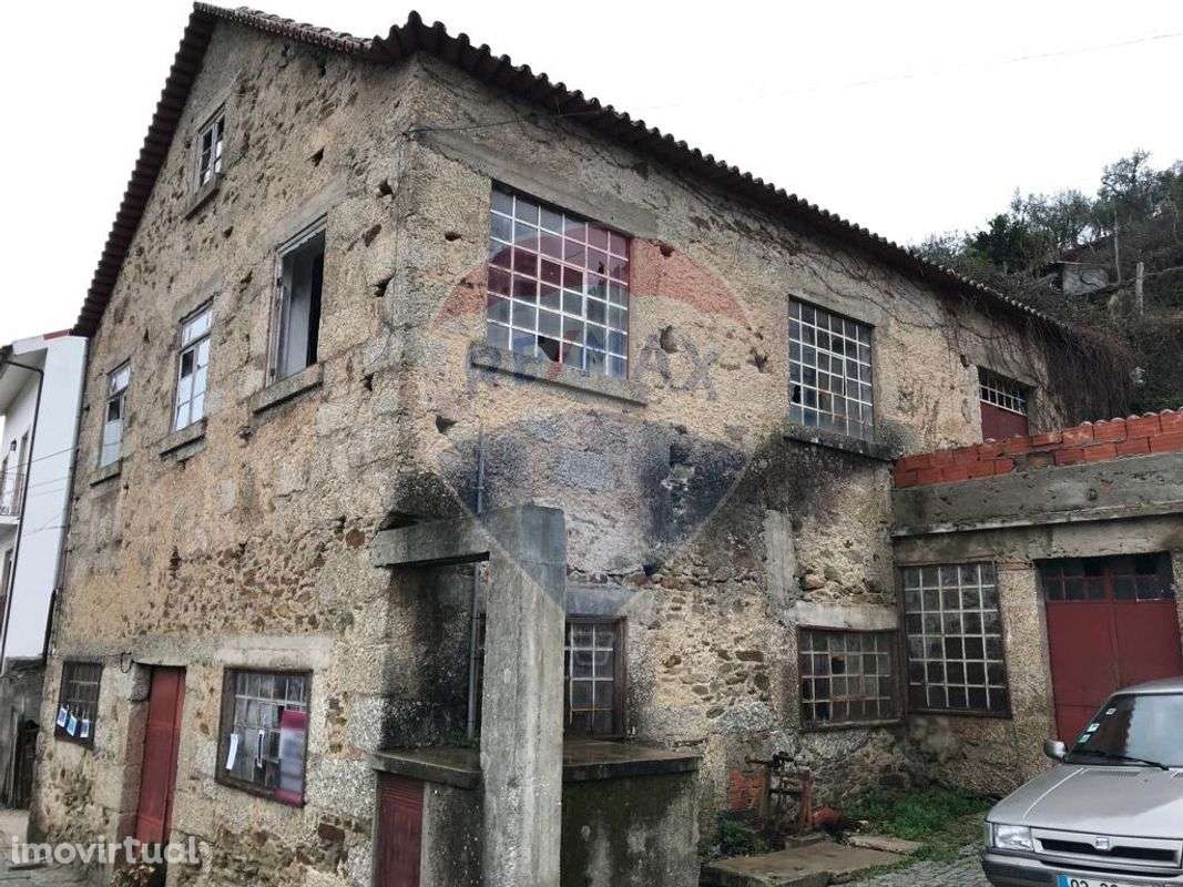 Moradia T0 para venda - Grande imagem: 2/32