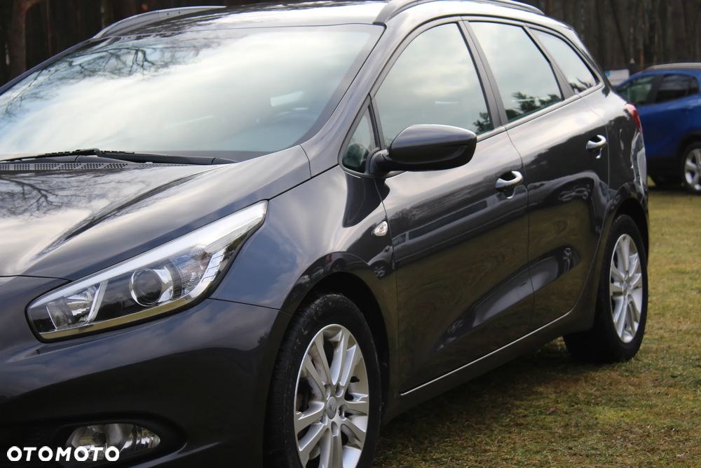 Kia Ceed 1.6 GDI Dream-Team Edition - 2